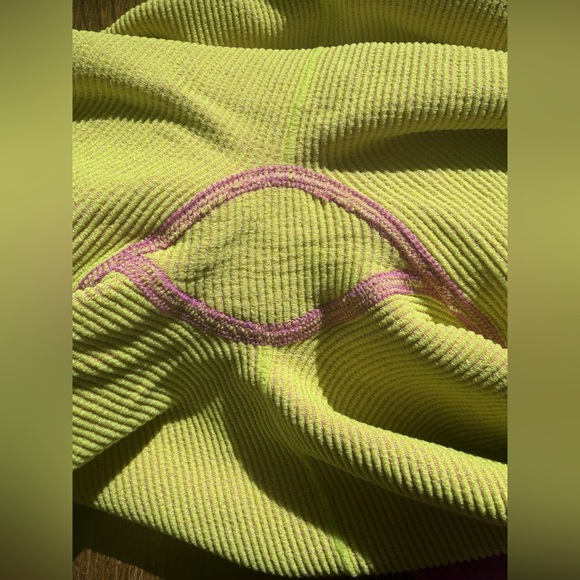 Alo, Yoga Illusion Seamless High-Waist Legging, MSRP $148 - Picture 12 of 15